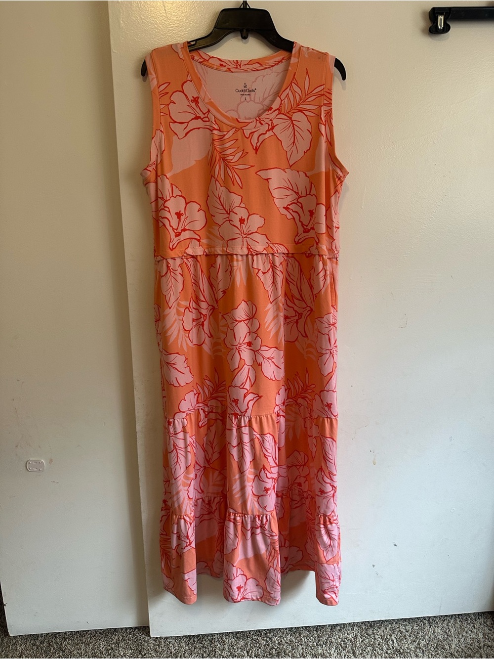 Cuddl Duds Coral and Light Pink Floral Sleeveless Midi Dress with Pockets